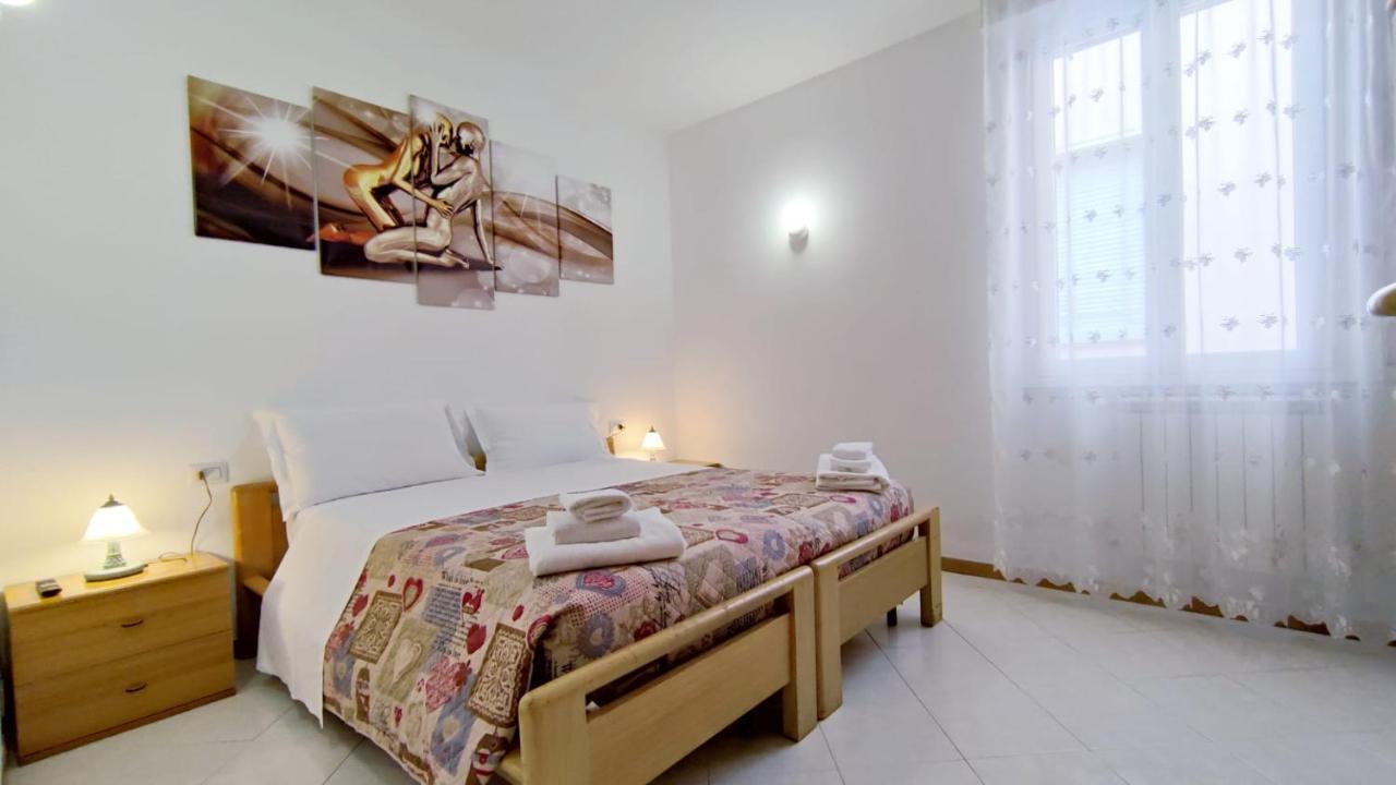 Elegante Alloggio Zona Storica Lecco Kültér fotó